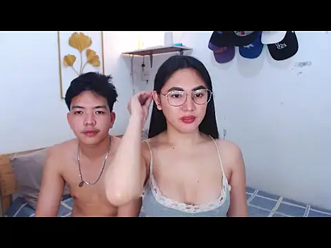 HornyCoupleCum online show from 15, 12, 2025