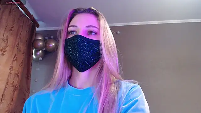 Iris lave online show from 9, 11, 2025