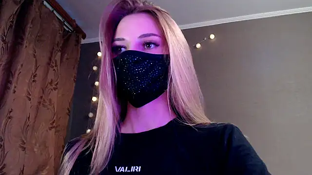Snapshot of Iris_lave chatting on 14, 5, 2026 Iris lave online show from 14, 5, 2026