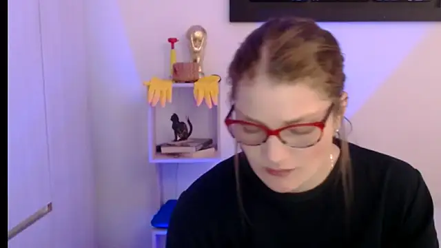 Camila-ventura online show from 19, 6, 2026