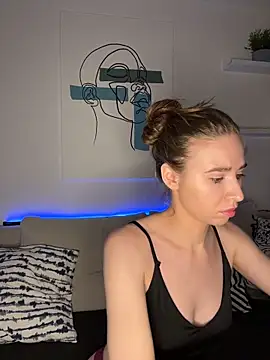 Snapshot of SoulNonNude chatting on 17, 12, 2025 SoulNonNude online show from 17, 12, 2025