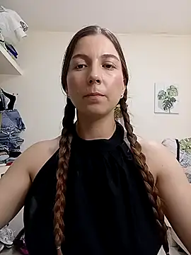 Arianna Moss online show from 10, 2, 2026