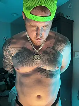 Snapshot of CloudyKingG chatting on 2, 7, 2026 CloudyKingG online show from 2, 7, 2026