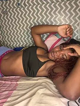 Snapshot of chocolatito-ho chatting on 23, 9, 2025 chocolatito-ho online show from 23, 9, 2025