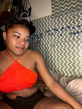 Snapshot of chocolatito-ho chatting on 31, 10, 2025 chocolatito-ho online show from 31, 10, 2025