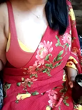 Snapshot of sassylisa chatting on 2, 4, 2026 sassylisa online show from 2, 4, 2026