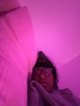 Tu GataLinda online show from 9, 11, 2025