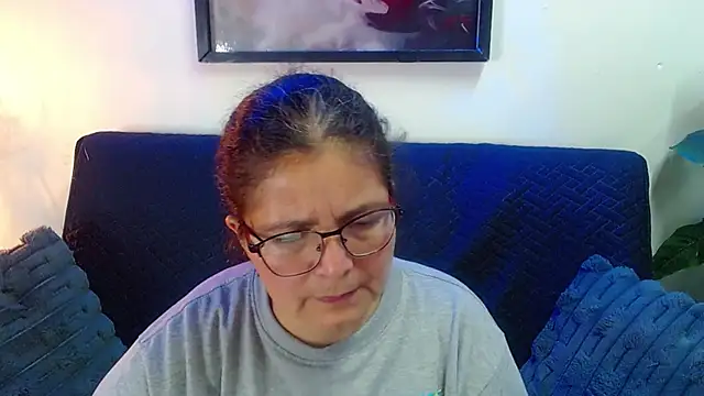 Snapshot of Linda_banks_ chatting on 19, 5, 2026 Linda banks online show from 19, 5, 2026