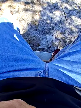 Snapshot of pullitoff chatting on 10, 2, 2026 pullitoff online show from 10, 2, 2026