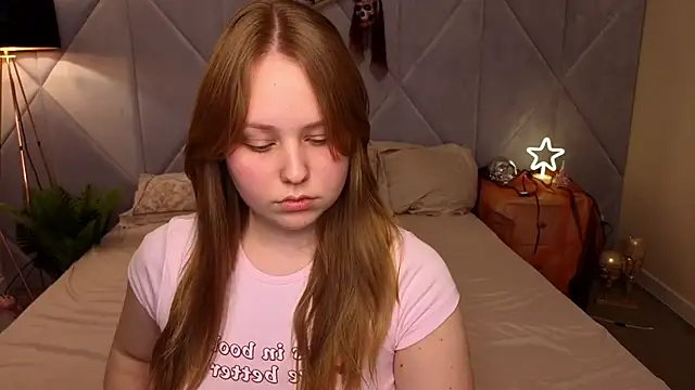 CrystallPaws online show from 27, 10, 2025