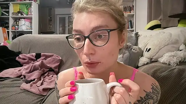 Snapshot of harleyblair chatting on 7, 5, 2026 harleyblair online show from 7, 5, 2026