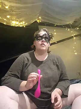 VeiledMuse online show from 23, 11, 2025