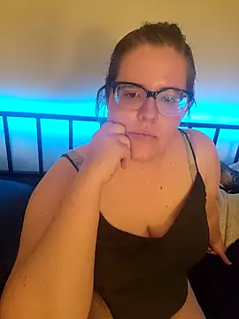 Snapshot of VeiledMuse chatting on 27, 4, 2026 VeiledMuse online show from 27, 4, 2026
