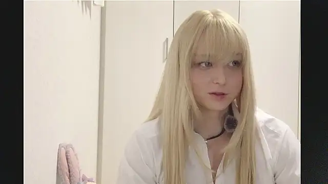 Mia032 online show from 25, 10, 2025