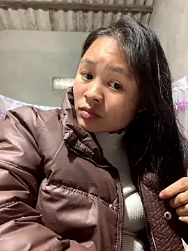 NhuFox online show from 6, 1, 2026