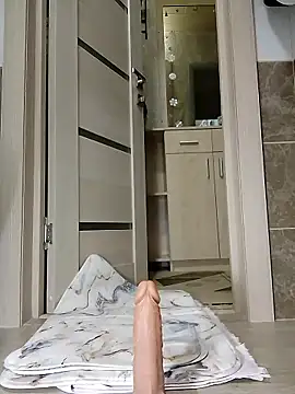 N i k o l a u online show from 6, 4, 2026