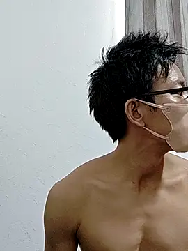 Snapshot of mitsuki0915 chatting on 2, 2, 2026 mitsuki0915 online show from 2, 2, 2026