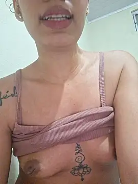 Snapshot of RavenShyfit chatting on 14, 2, 2026 RavenShyfit online show from 14, 2, 2026