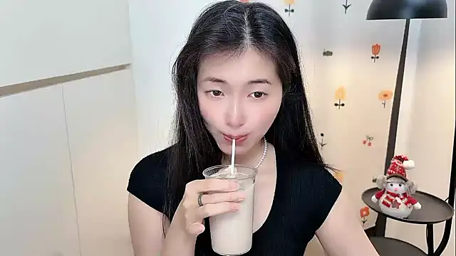 Snapshot of Rosalind_xixi chatting on 27, 4, 2026 Rosalind xixi online show from 27, 4, 2026