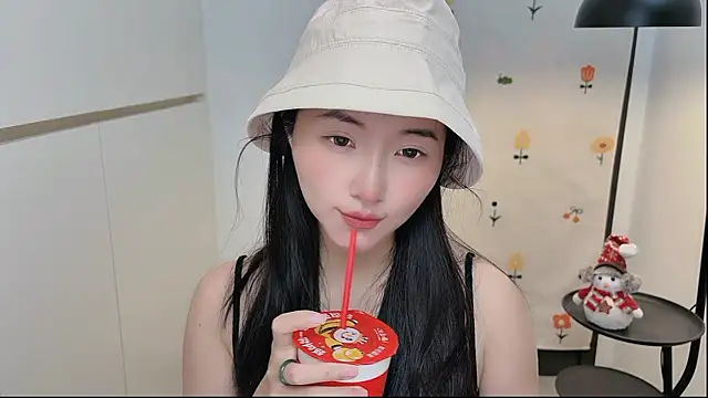 Snapshot of Rosalind_xixi chatting on 3, 5, 2026 Rosalind xixi online show from 3, 5, 2026