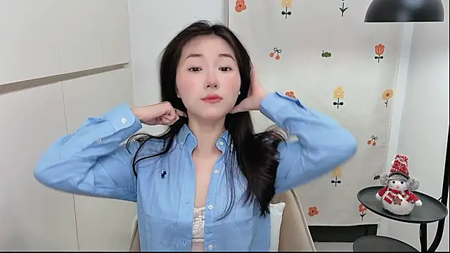 Snapshot of Rosalind_xixi chatting on 18, 5, 2026 Rosalind xixi online show from 18, 5, 2026
