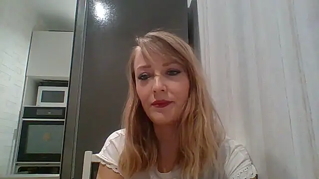 Vexxaa online show from 4, 3, 2026