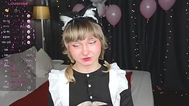 Tori Cutie online show from 28, 3, 2026