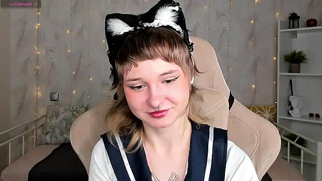 Tori Cutie online show from 21, 4, 2026