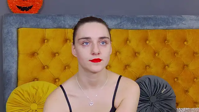 Jessica White  online show from 27, 11, 2025