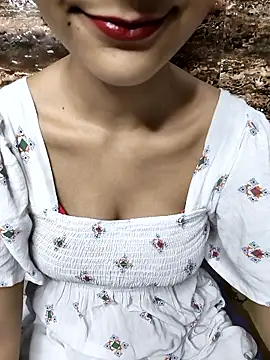 Snapshot of Indian-Aleena chatting on 3, 10, 2025 Indian-Aleena online show from 3, 10, 2025