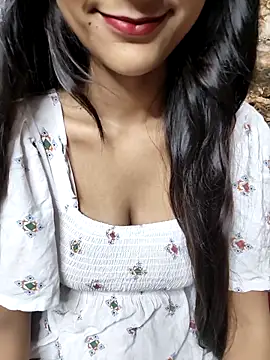 Snapshot of Indian-Aleena chatting on 6, 10, 2025 Indian-Aleena online show from 6, 10, 2025