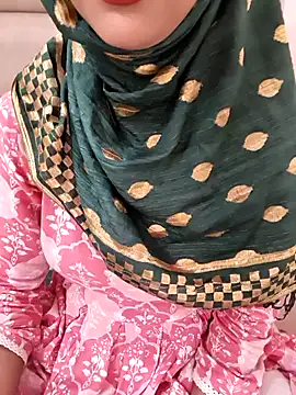 Snapshot of Indian-Aleena chatting on 20, 4, 2026 Indian-Aleena online show from 20, 4, 2026