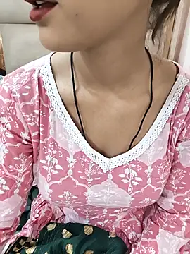 Snapshot of Indian-Aleena chatting on 30, 4, 2026 Indian-Aleena online show from 30, 4, 2026