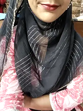 Snapshot of Indian-Aleena chatting on 30, 4, 2026 Indian-Aleena online show from 30, 4, 2026