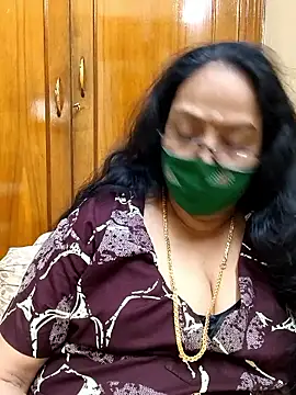 Snapshot of heera-rani chatting on 15, 2, 2026 heera-rani online show from 15, 2, 2026