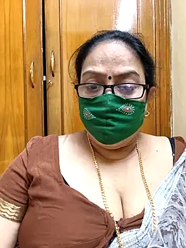 Snapshot of heera-rani chatting on 22, 2, 2026 heera-rani online show from 22, 2, 2026