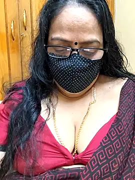 Snapshot of heera-rani chatting on 27, 2, 2026 heera-rani online show from 27, 2, 2026