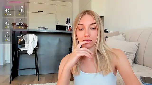Snapshot of Sunny_Rina_ chatting on 18, 7, 2026 Sunny Rina online show from 18, 7, 2026