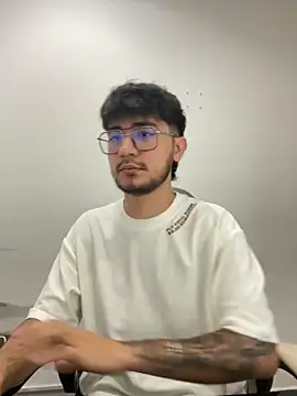 Snapshot of DanteRushh chatting on 14, 10, 2025 DanteRushh online show from 14, 10, 2025