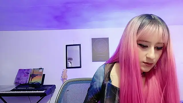 Snapshot of atenea_dragon__ chatting on 1, 2, 2026 atenea dragon online show from 1, 2, 2026