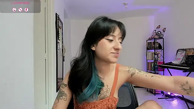 Snapshot of atenea_dragon__ chatting on 7, 7, 2026 atenea dragon online show from 7, 7, 2026