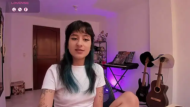 Snapshot of atenea_dragon__ chatting on 26, 7, 2026 atenea dragon online show from 26, 7, 2026