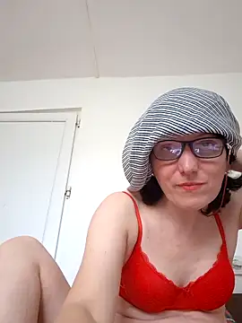 Snapshot of Vera_Elle chatting on 2, 4, 2026 Vera Elle online show from 2, 4, 2026