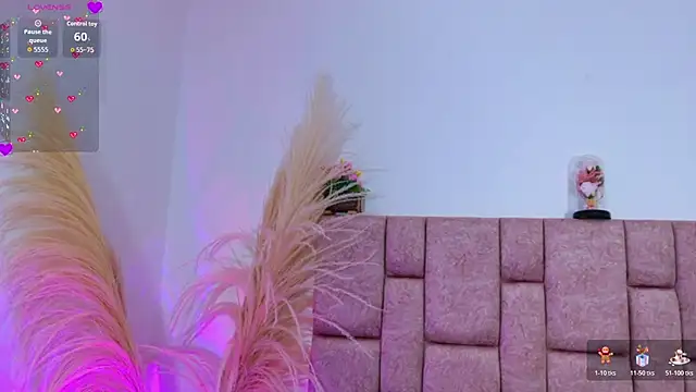 ScarlettLuxe online show from 18, 12, 2025