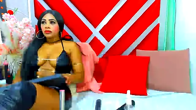 Snapshot of PerlaZultana chatting on 9, 5, 2026 PerlaZultana online show from 9, 5, 2026