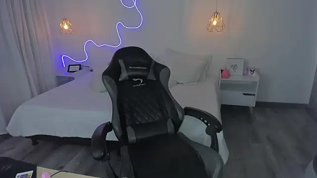 Noahcryptic online show from 14, 1, 2026