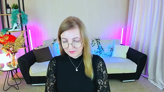 YourUniverser online show from 13, 9, 2025