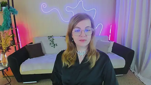 YourUniverser online show from 10, 10, 2025