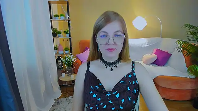 YourUniverser online show from 6, 11, 2025