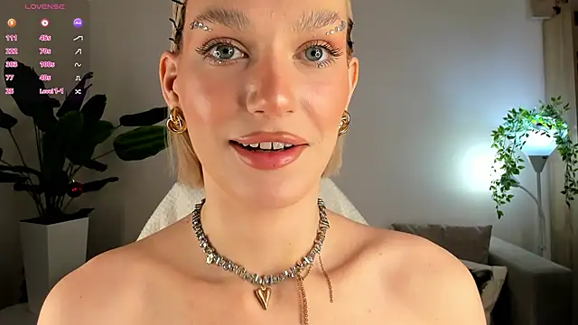 Snapshot of Ice_Strawberry chatting on 17, 1, 2026 Ice Strawberry online show from 17, 1, 2026